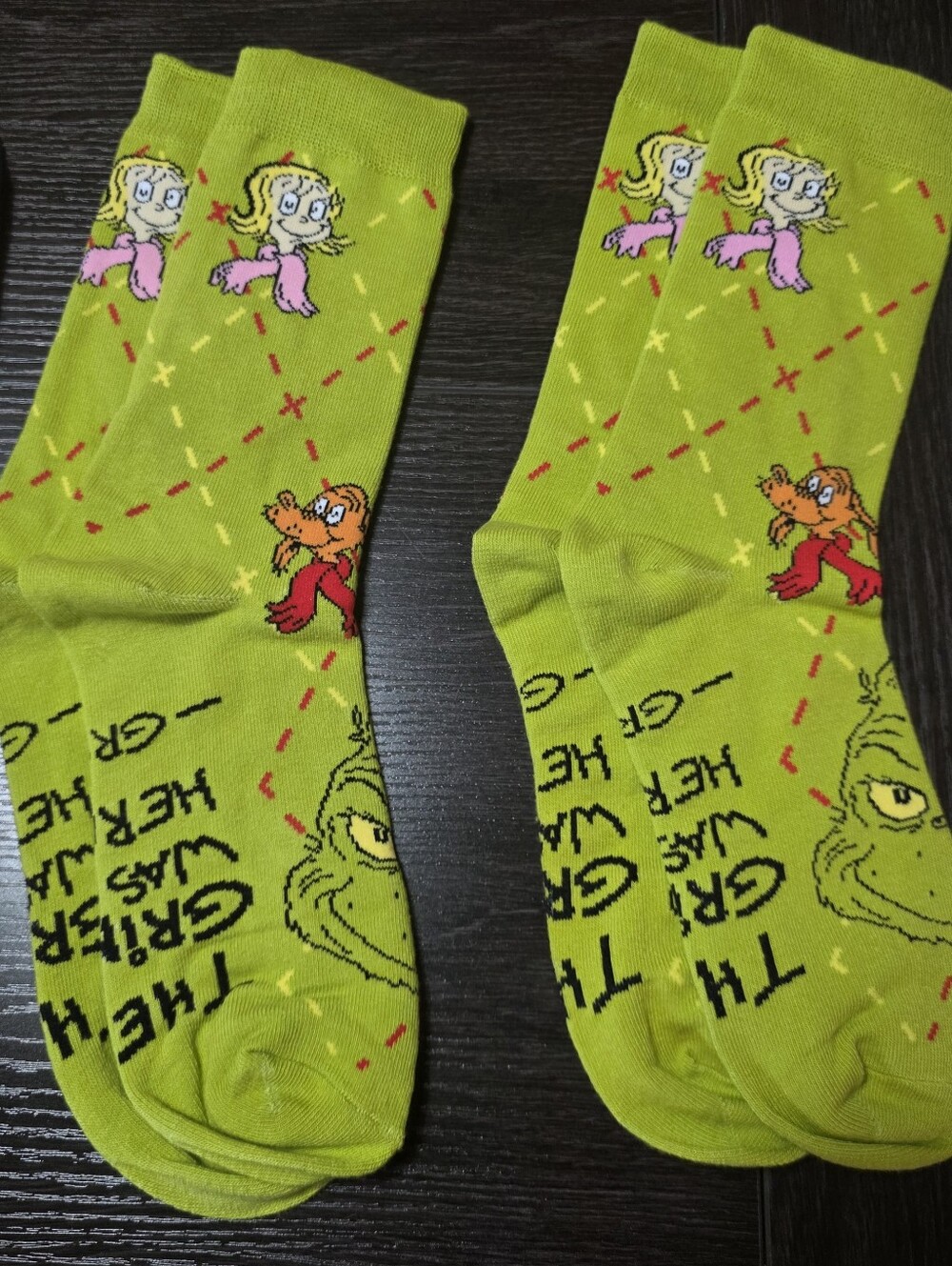 Grinch Socks - McDonalds - The Grinch Meal 2025 - 2 Pairs